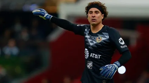 Ochoa mantendrá su dorsal número seis en el América.