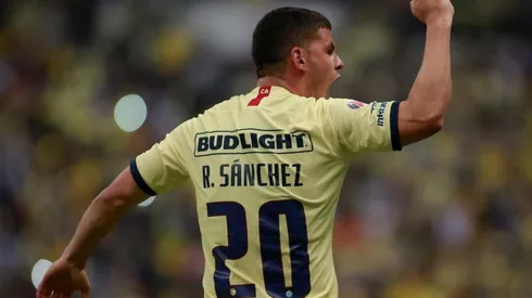 Se volvió loco el mediocampista guaraní