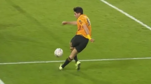 Raúl tiene a Inglaterra a sus pies.