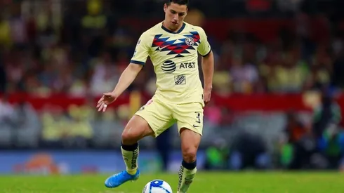 El defensor será padre en compañía de su pareja Linda Villanueva