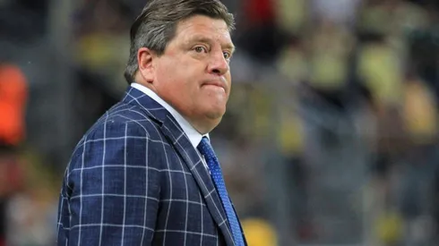 Triste se mostró el Piojo por la partida de la jugadora azulcrema