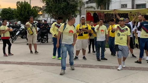 Aficionados americanistas llegaron al Alfonso Lastras pese a estar vetado.