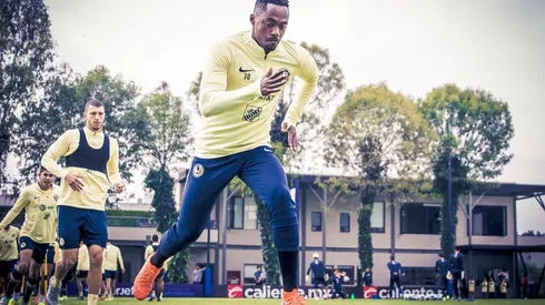 ¿Águilas con nuevas playeras para el próximo año?