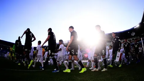 Carlos Vargas fue titular en el empate de México y Argentina.