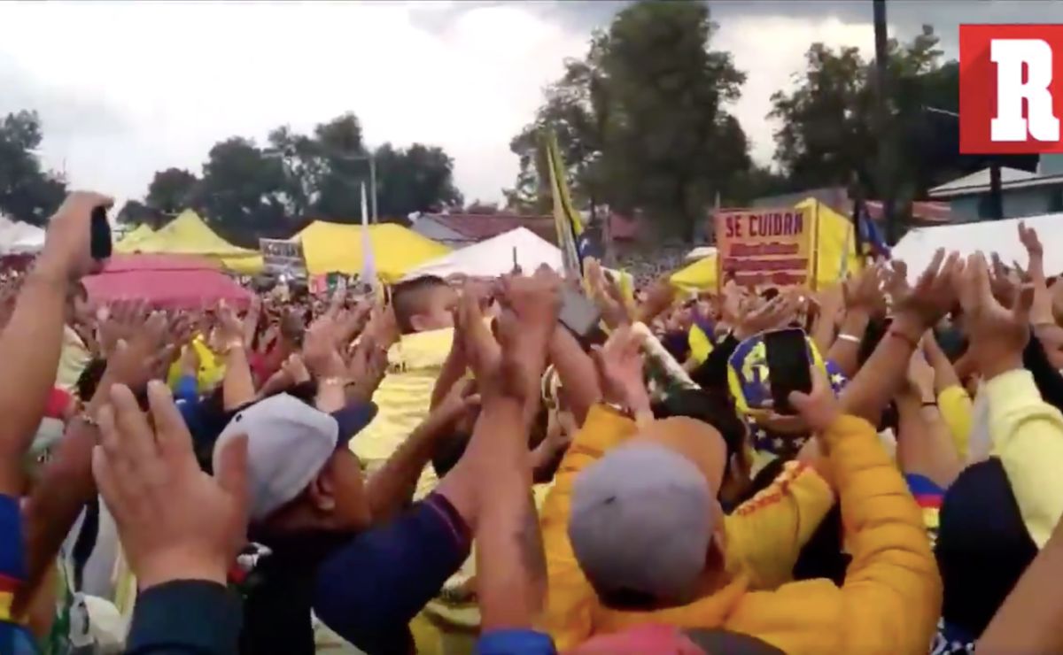 Aficionados de América ya se encuentra en el Estadio Azteca y animan la ...