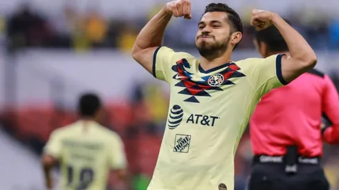 Henry Martin celebrando el 1-1.