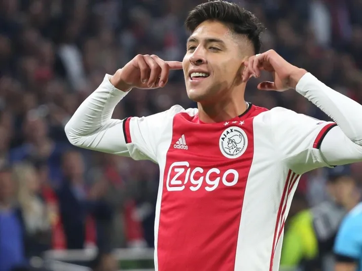 Edson respondió a las críticas de de Boer