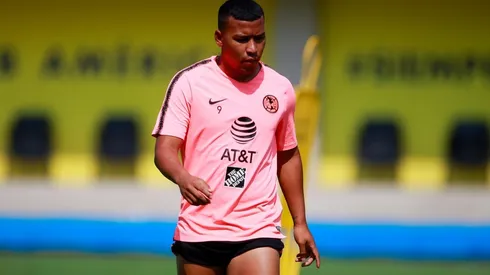 Roger Martínez se ausentó con permiso del Nido