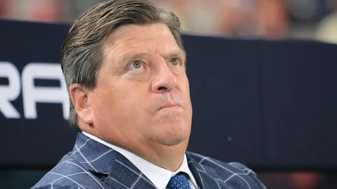 Miguel Herrera en el partido ante Atlas.