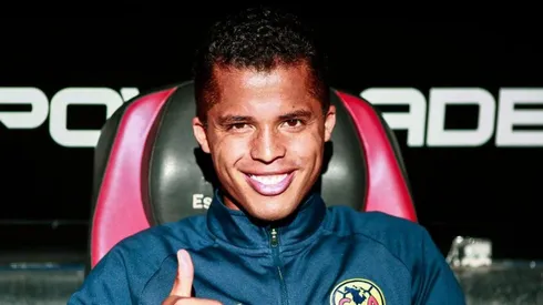 Giovani dos Santos en el Estadio Azteca.