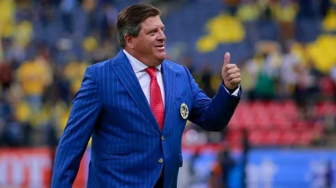 Miguel Herrera en el partido ante Pachuca.