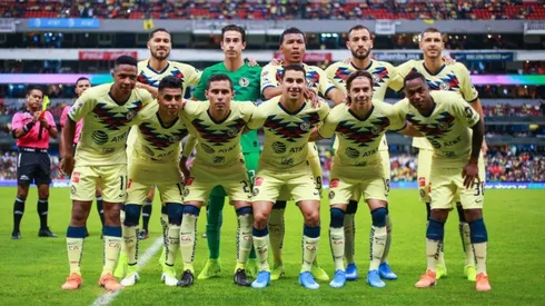 Formación de América vs Morelia.