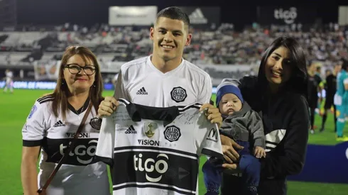 Sánchez fue despedido por sus compañeros de Olimpia