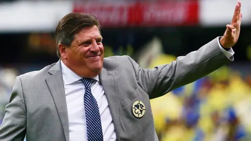 Miguel Herrera en el partido ante Morelia.