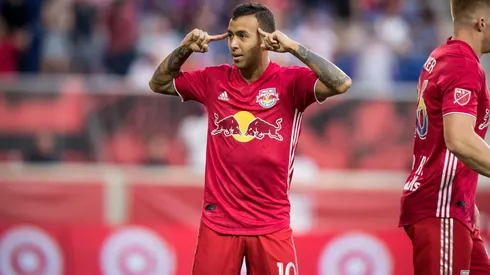 Kaku Romero presiona para llegar al América