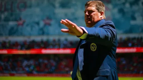 Miguel Herrera en el encuentro ante Toluca.