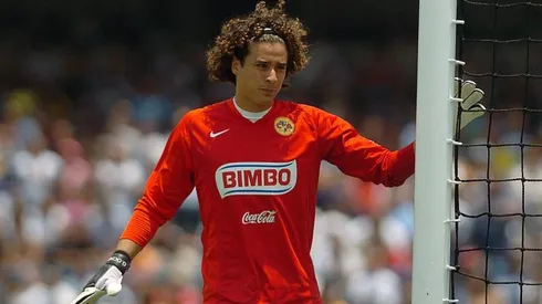 Guillermo Ochoa en su paso por América.