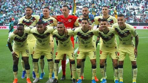 Equipo inicial en el partido ante León.
