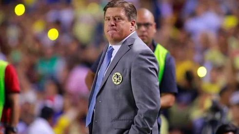 Miguel Herrera en el partido ante León.