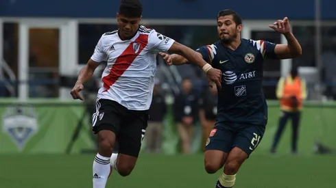 América enfrentando a River Plate.