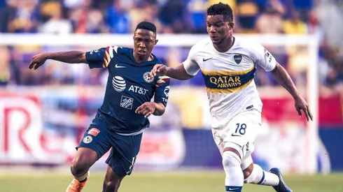 América enfrentando a Boca Juniors.