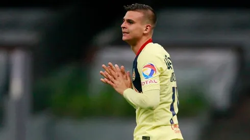 Nicolás Benedetti en el partido de América.