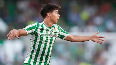Diego Lainez en el partido del Real Betis.