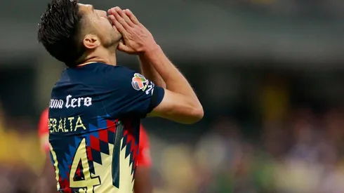 El delantero se convirtió en la primera transferencia entre ambos clubes desde 2001