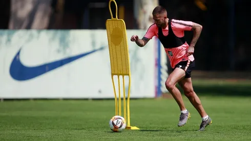El francés cada vez más afuera de las Águilas