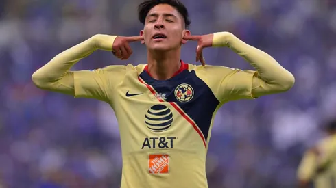 El agente del defensor reconoció un inicio de negociaciones con un club europeo