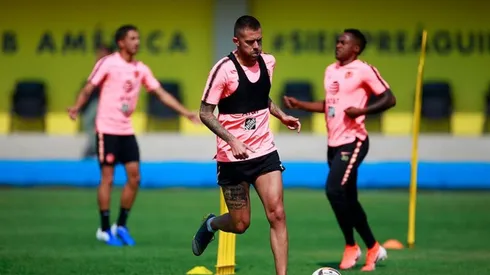 Jérémy Ménez en uno de los entrenamientos de América.