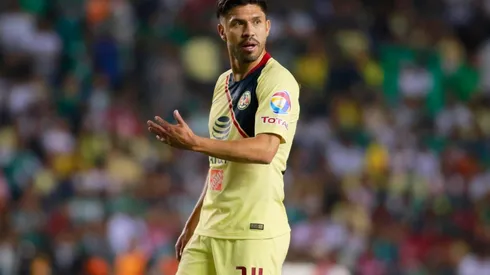 Encuesta: ¿Se tiene que quedar Oribe Peralta?