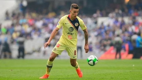 Mateus Uribe en un juego del América.