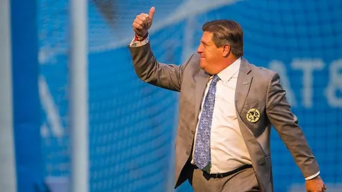 Miguel Herrera en el partido frente a Cruz Azul.