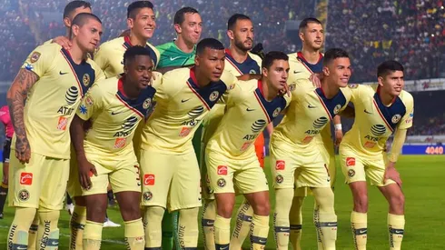 Equipo titular enfrentando al Veracruz.