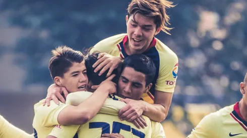 Fuerzas Básicas de América celebrando uno de sus triunfos.