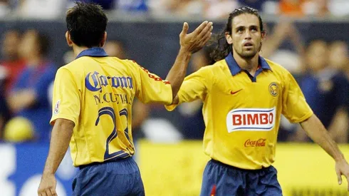 Gringo Castro jugando en el América.