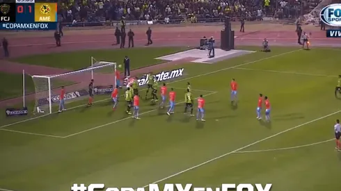 ¡Aguilera los hace y los evita!