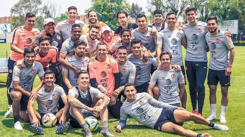 El actor compartió con el equipo en Coapa