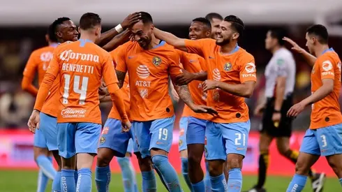 América celebrando el triunfo sobre Tigres.