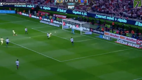 Nicolás Castillo anotó el 1-0.