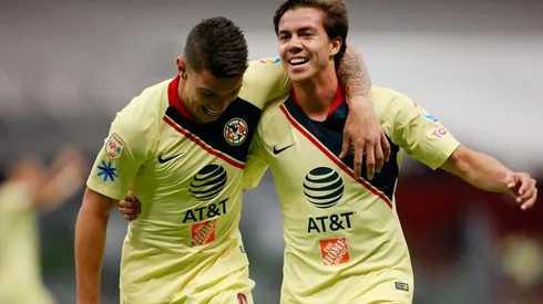 Francisco Córdova celebrando su gol.