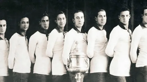 Plantel de América Campeón en 1925.