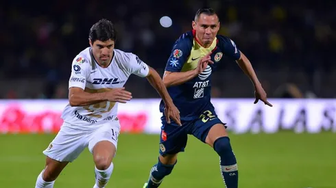 Paul Aguilar enfrentrando a Pumas en CU.