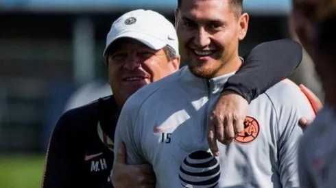 El delantero chileno aseguró que será un problema para Miguel Herrera contar con tanta calidad en ataque