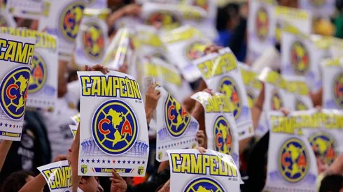 La afición de las Águilas sorprendieron al plantel con un recibimiento espectacular.