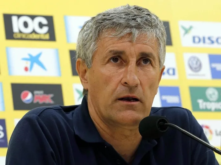 Entrenador del Betis se refirió al fichaje realizado por Diego Lainez