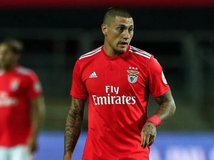 Oficial: Nicolás Castillo tiene nuevo entrenador en Benfica