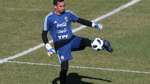 Marchesín podría llegar al Tri de la mano de Martino.