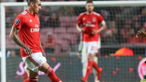 América le ofrece un salario jugoso a Nico Castillo.